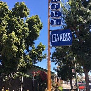 Harris Motel
